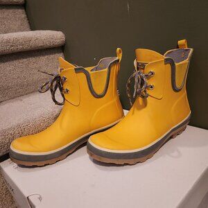 Women's Yellow Wind River Rain Boots - Size 7